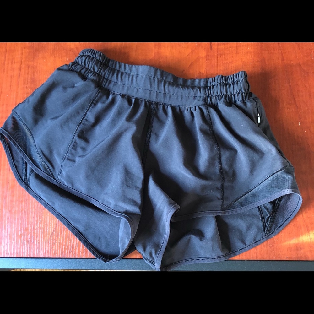 Lululemon black shorts